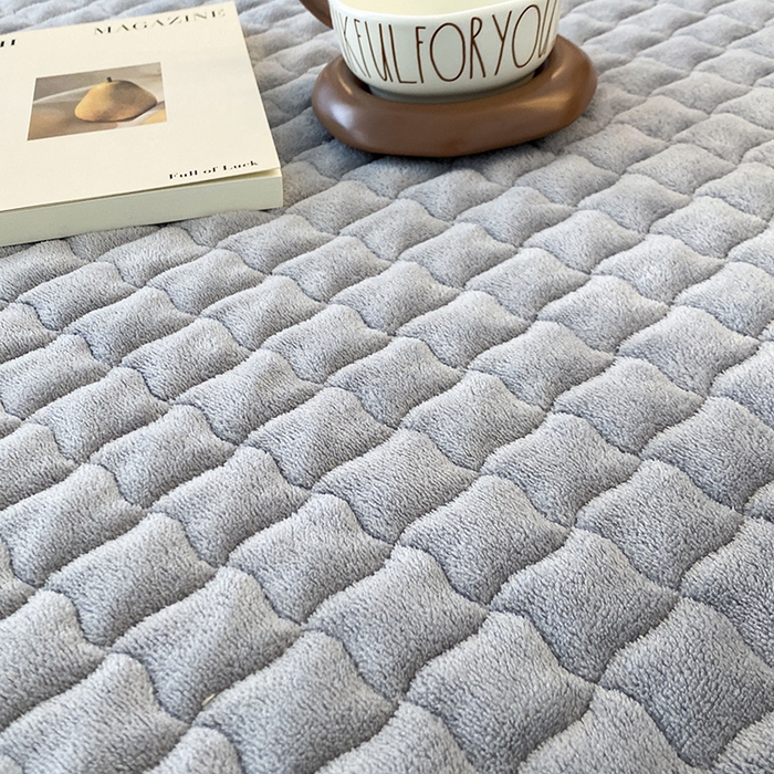 91家纺网 家纺一手货源 找家纺 美伦美焕 2025新款直播热款高克重兔毛绒床盖款四件套 灰玖