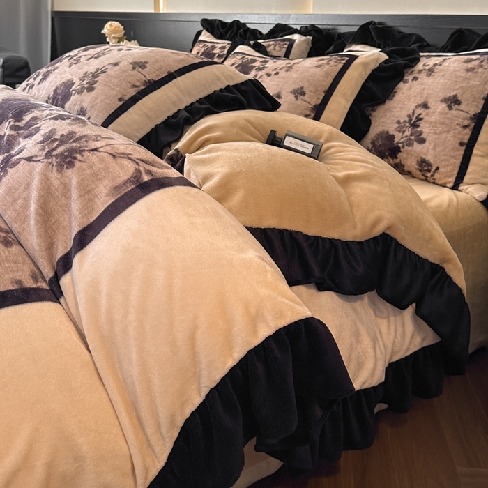 91家纺网 家纺一手货源 找家纺 （总）首尔家纺 2025新款牛奶绒法式数码大版四件套