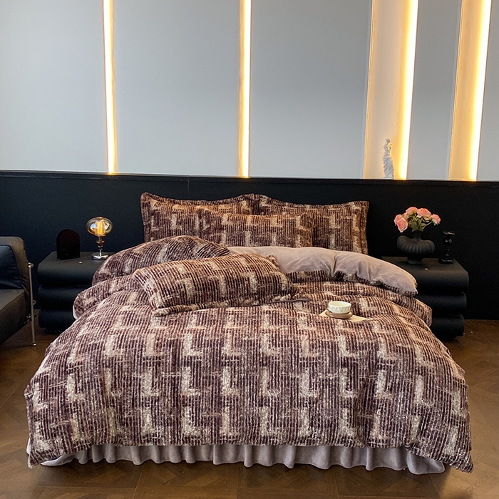 91家纺网 家纺一手货源 找家纺 美伦美焕 2025新款直播热款高克重兔毛绒床盖款四件套 绒纹