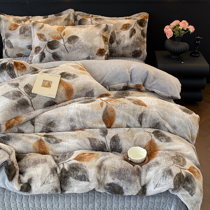 91家纺网 家纺一手货源 找家纺 美伦美焕 2025新款直播热款高克重兔毛绒床盖款四件套 叶影-灰