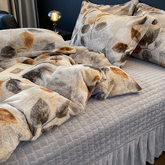 91家纺网 家纺一手货源 找家纺 美伦美焕 2025新款直播热款高克重兔毛绒床盖款四件套 叶影-灰