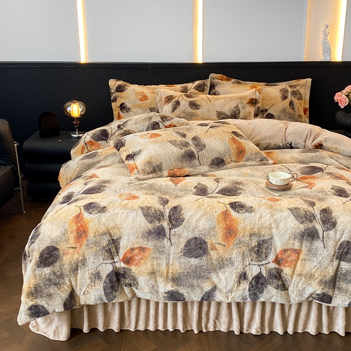 91家纺网 家纺一手货源 找家纺 美伦美焕 2025新款直播热款高克重兔毛绒床盖款四件套 叶影-咖