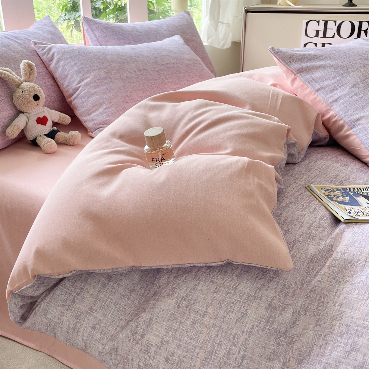 91家纺网 家纺一手货源 找家纺 本制 2025秋冬新款全棉混纺磨毛印花四件套 霞光（紫）-杨妃粉