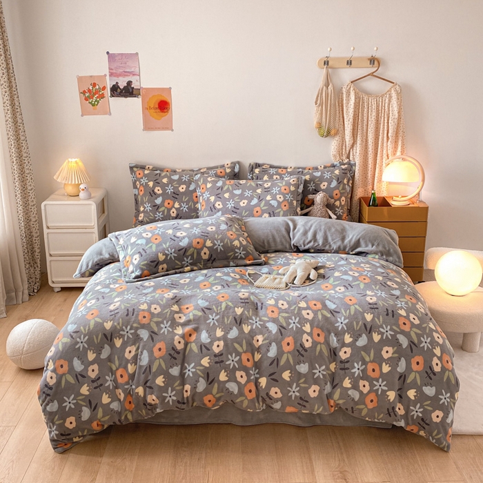 91家纺网 家纺一手货源 找家纺 （总）金盛纺 2025新款高克重牛奶绒印花系列四件套(可定制)