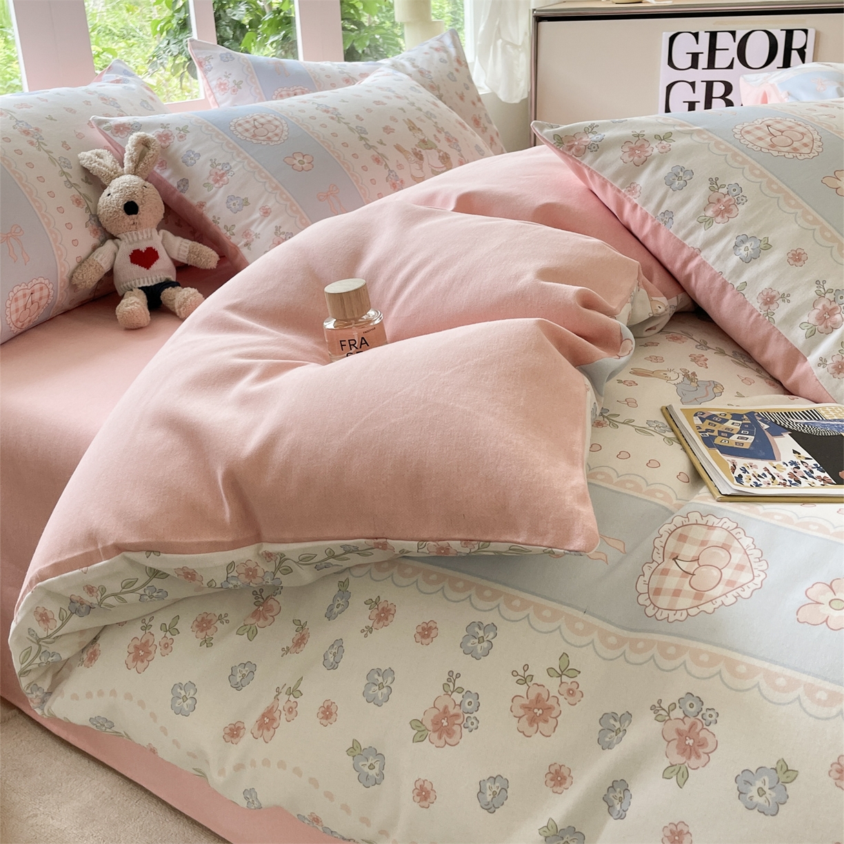 91家纺网 家纺一手货源 找家纺 本制 2025秋冬新款全棉混纺磨毛印花四件套 夏梦花园-杨妃粉