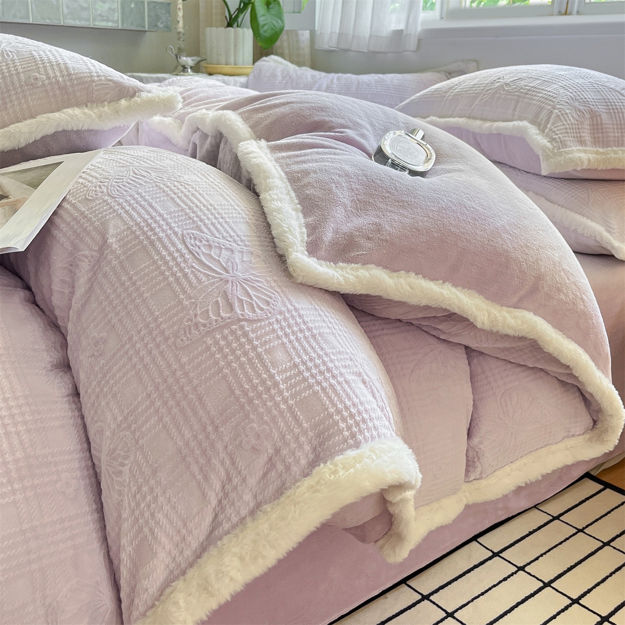 91家纺网 家纺一手货源 找家纺 （总）小久久（小九九） 2025新款A类高克重雕花牛奶绒四件套