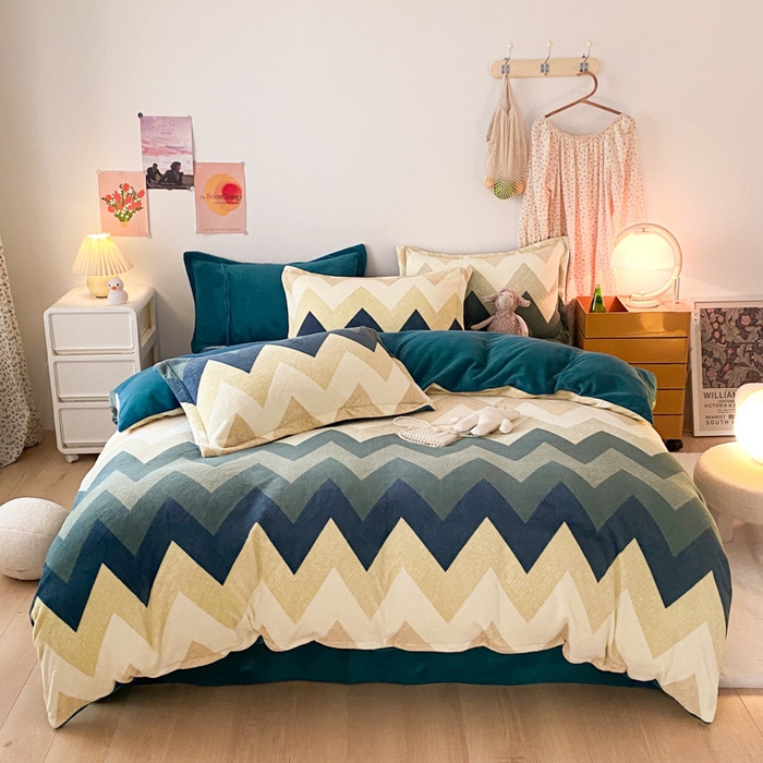 91家纺网 家纺一手货源 找家纺 （总）金盛纺 2025新款高克重牛奶绒印花系列四件套(可定制)