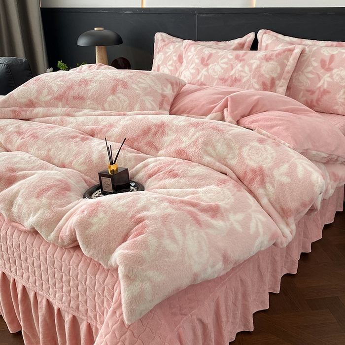 美伦美焕 2025新款直播热款高克重兔毛绒床盖款四件套 花漾粉