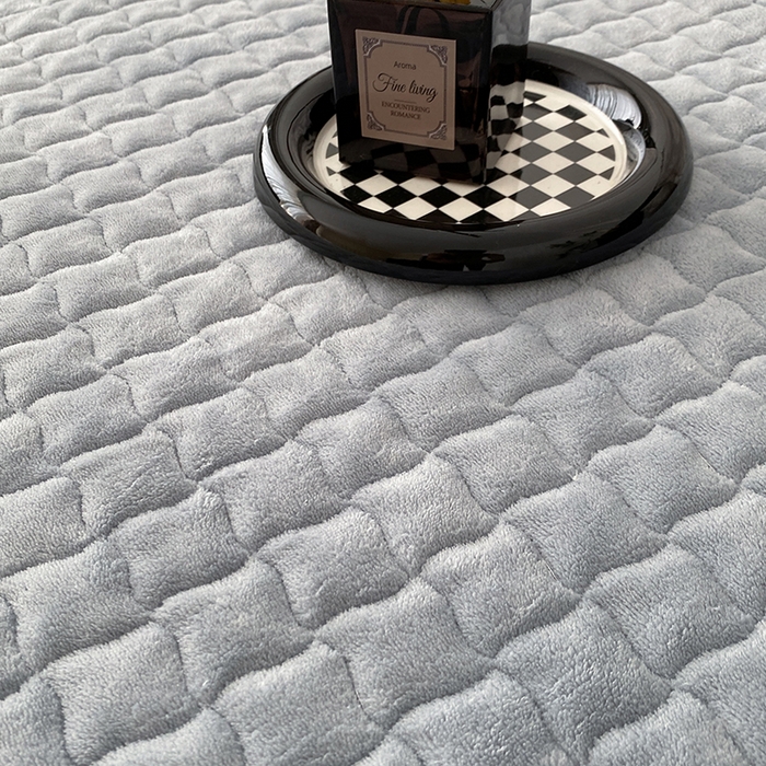 91家纺网 家纺一手货源 找家纺 美伦美焕 2025新款直播热款高克重兔毛绒床盖款四件套 花漾灰