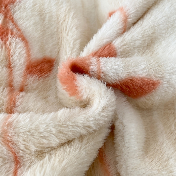 91家纺网 家纺一手货源 找家纺 美伦美焕 2025新款直播热款高克重兔毛绒床盖款四件套 暖桔