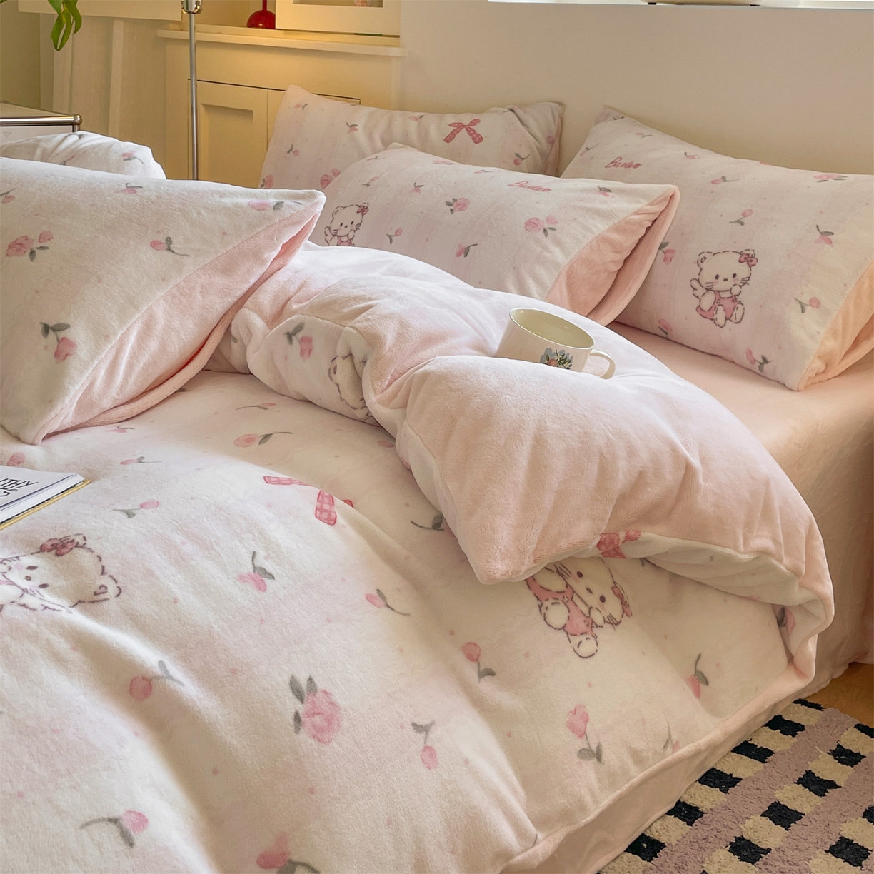 91家纺网 家纺一手货源 找家纺 （总）小久久（小九九） 2025新款A类牛奶绒印花四件套