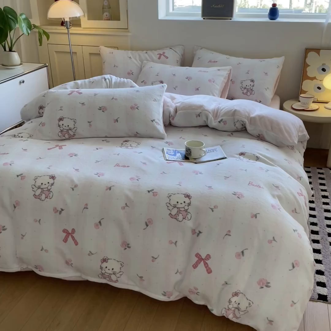 91家纺网 家纺一手货源 找家纺 （总）小久久（小九九） 2025新款A类牛奶绒印花四件套