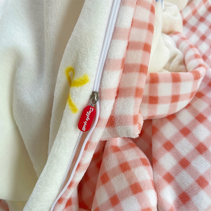 91家纺网 家纺一手货源 找家纺 炫拼家纺 2025新款亲肤舒适韩版高克重牛奶绒花边四件套-奶盐 奶盐-梦里生花