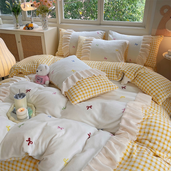 91家纺网 家纺一手货源 找家纺 炫拼家纺 2025新款亲肤舒适韩版高克重牛奶绒花边四件套-奶盐 奶盐-觅光里