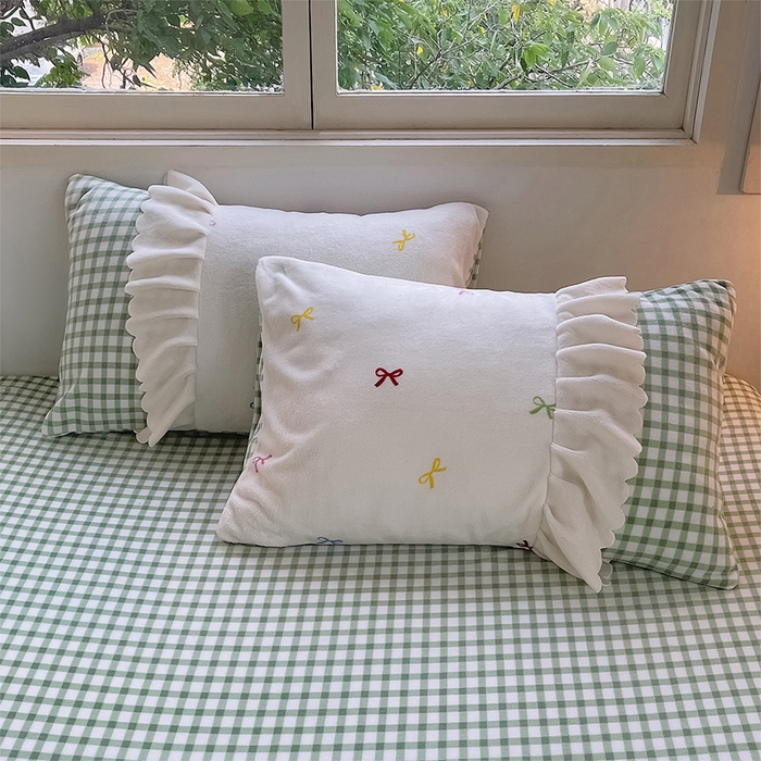 91家纺网 家纺一手货源 找家纺 炫拼家纺 2025新款亲肤舒适韩版高克重牛奶绒花边四件套-奶盐 奶盐-森漫