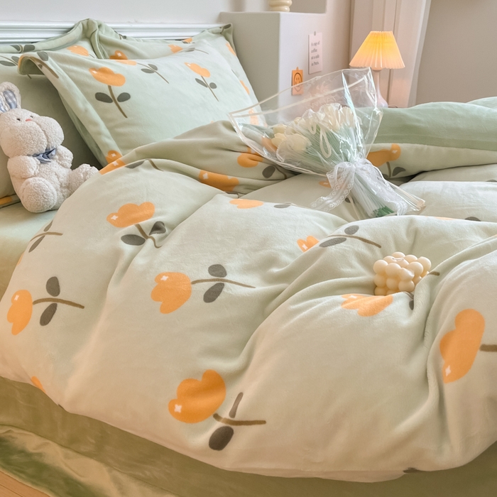 91家纺网 家纺一手货源 找家纺 金盛纺 2025新款高克重牛奶绒印花系列四件套(可定制) 花仙子