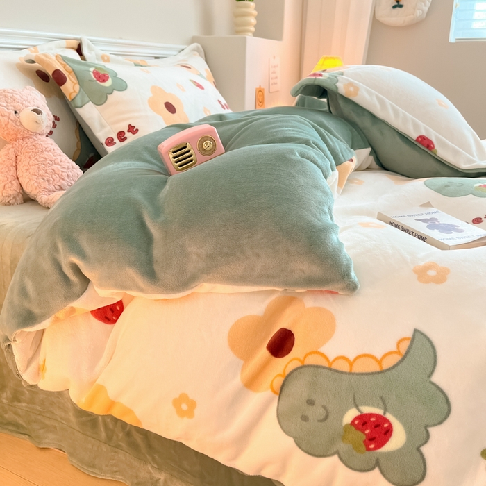 91家纺网 家纺一手货源 找家纺 金盛纺 2025新款高克重牛奶绒印花系列四件套(可定制) 萌萌哒