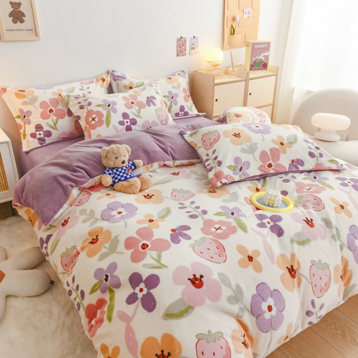 91家纺网 家纺一手货源 找家纺 金盛纺 2025新款高克重牛奶绒印花系列四件套(可定制) 花香伊人