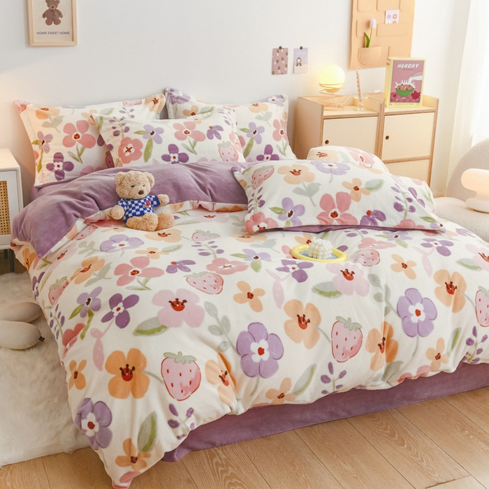 91家纺网 家纺一手货源 找家纺 金盛纺 2025新款高克重牛奶绒印花系列四件套(可定制) 花香伊人