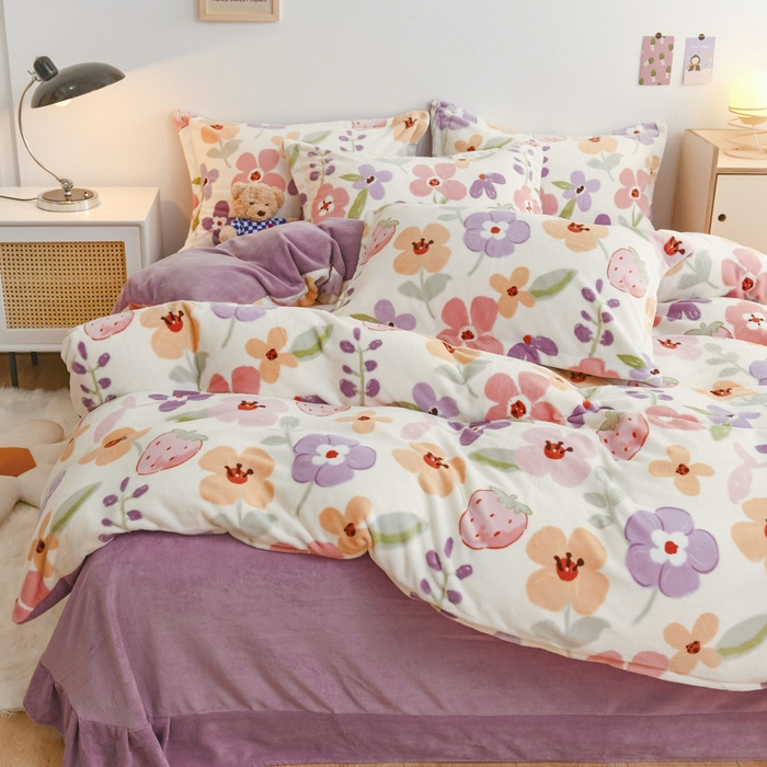 91家纺网 家纺一手货源 找家纺 金盛纺 2025新款高克重牛奶绒印花系列四件套(可定制) 花香伊人