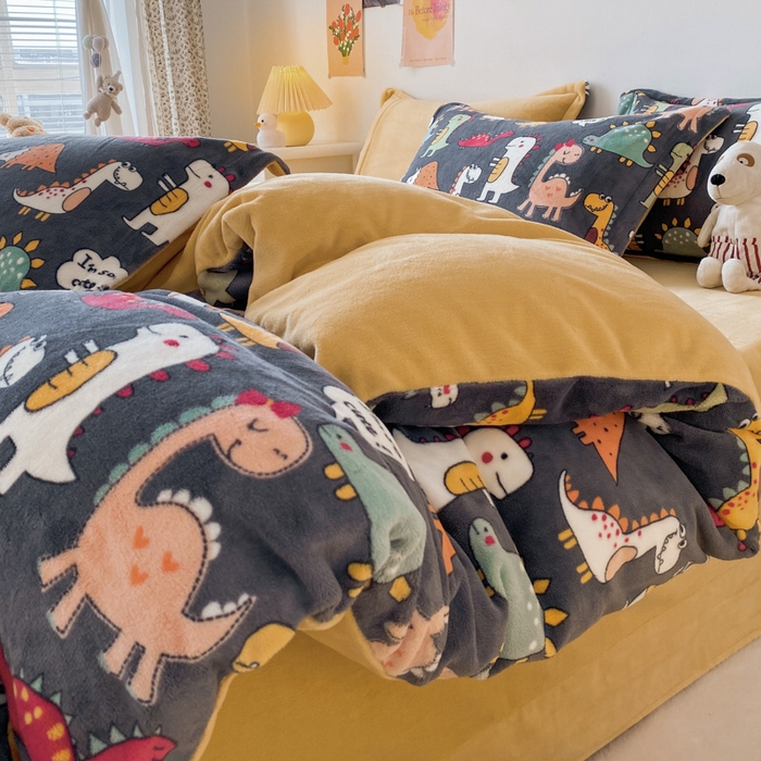 91家纺网 家纺一手货源 找家纺 金盛纺 2025新款高克重牛奶绒印花系列四件套(可定制) 恐龙王国