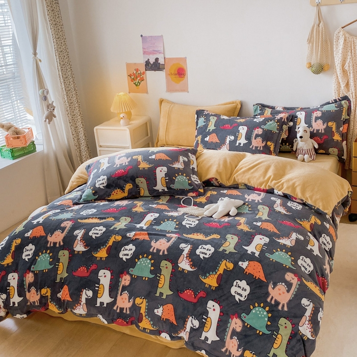 91家纺网 家纺一手货源 找家纺 金盛纺 2025新款高克重牛奶绒印花系列四件套(可定制) 恐龙王国