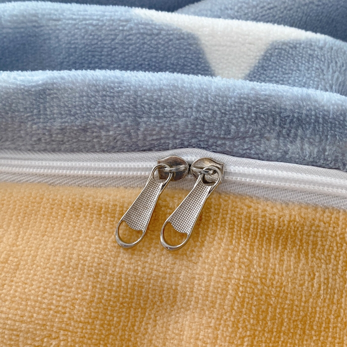 91家纺网 家纺一手货源 找家纺 金盛纺 2025新款高克重牛奶绒印花系列四件套(可定制) 梦幻星空（蓝）