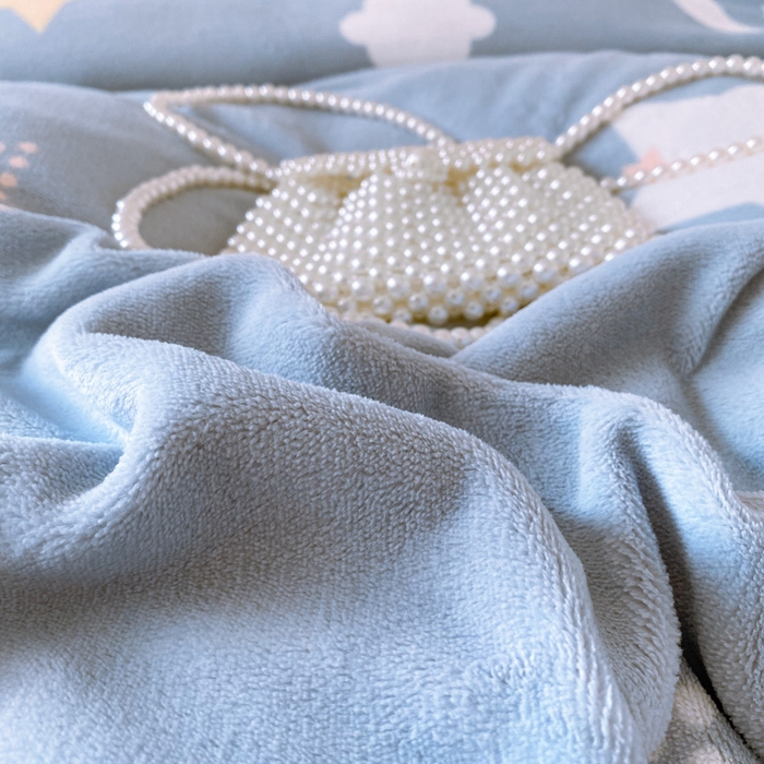 91家纺网 家纺一手货源 找家纺 金盛纺 2025新款高克重牛奶绒印花系列四件套(可定制) 梦幻星空（蓝）