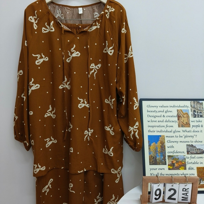 妍景家居生活馆 2025新款亲肤舒适绵绸套装 蝴蝶结咖