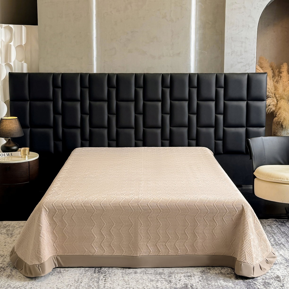 91家纺网 家纺一手货源 找家纺 新方向 2025新款240克全消光A类数码印花牛奶绒四件套床盖款-情怀 情怀-香槟