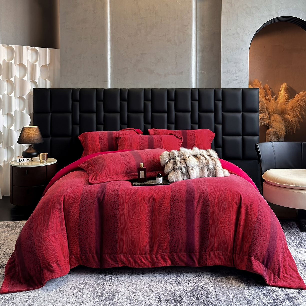 91家纺网 家纺一手货源 找家纺 新方向 2025新款240克全消光A类数码印花牛奶绒四件套床盖款-情怀 情怀-洋酒红