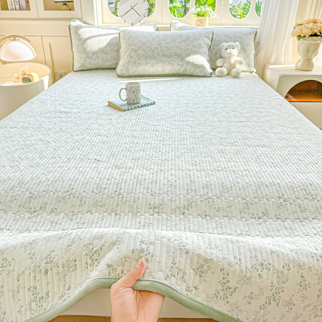 91家纺网 家纺一手货源 找家纺 橘夏家纺 2025新款A全棉B宝宝绒版双面多功能夹棉加厚床盖炕盖三件套学生婴儿床垫盖毯褥子四季通用（含买家秀） 春风里绿