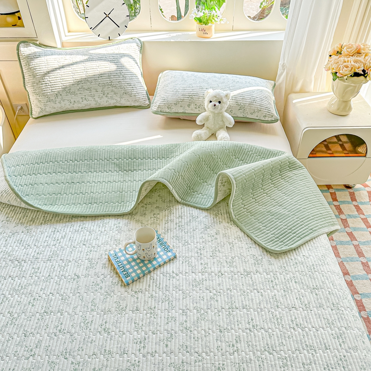 91家纺网 家纺一手货源 找家纺 橘夏家纺 2025新款A全棉B宝宝绒版双面多功能夹棉加厚床盖炕盖三件套学生婴儿床垫盖毯褥子四季通用（含买家秀） 春风里绿