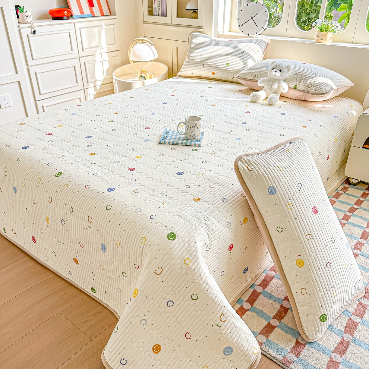 91家纺网 家纺一手货源 找家纺 橘夏家纺 2025新款A全棉B宝宝绒版双面多功能夹棉加厚床盖炕盖三件套学生婴儿床垫盖毯褥子四季通用（含买家秀） 多彩笑脸