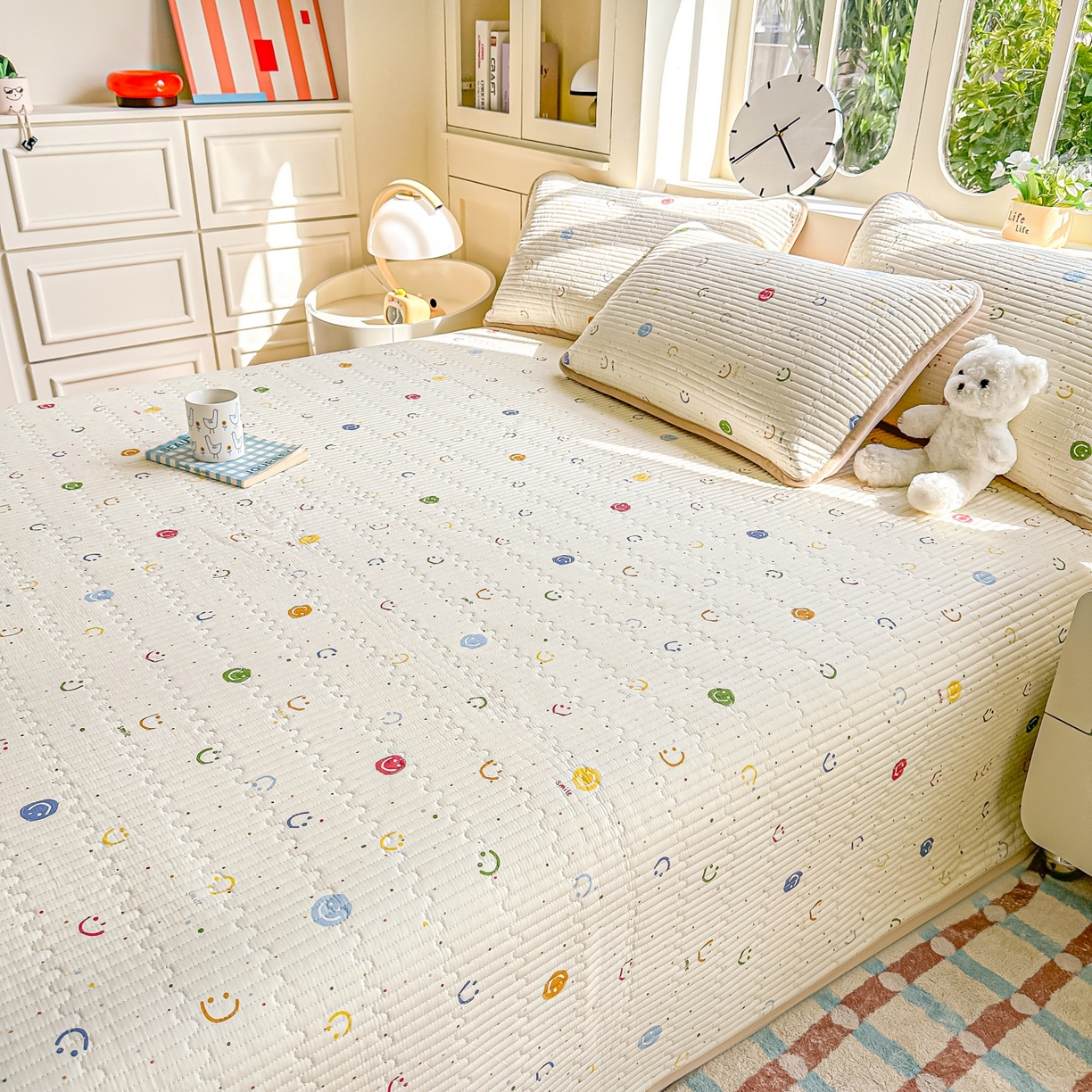 91家纺网 家纺一手货源 找家纺 橘夏家纺 2025新款A全棉B宝宝绒版双面多功能夹棉加厚床盖炕盖三件套学生婴儿床垫盖毯褥子四季通用（含买家秀） 多彩笑脸