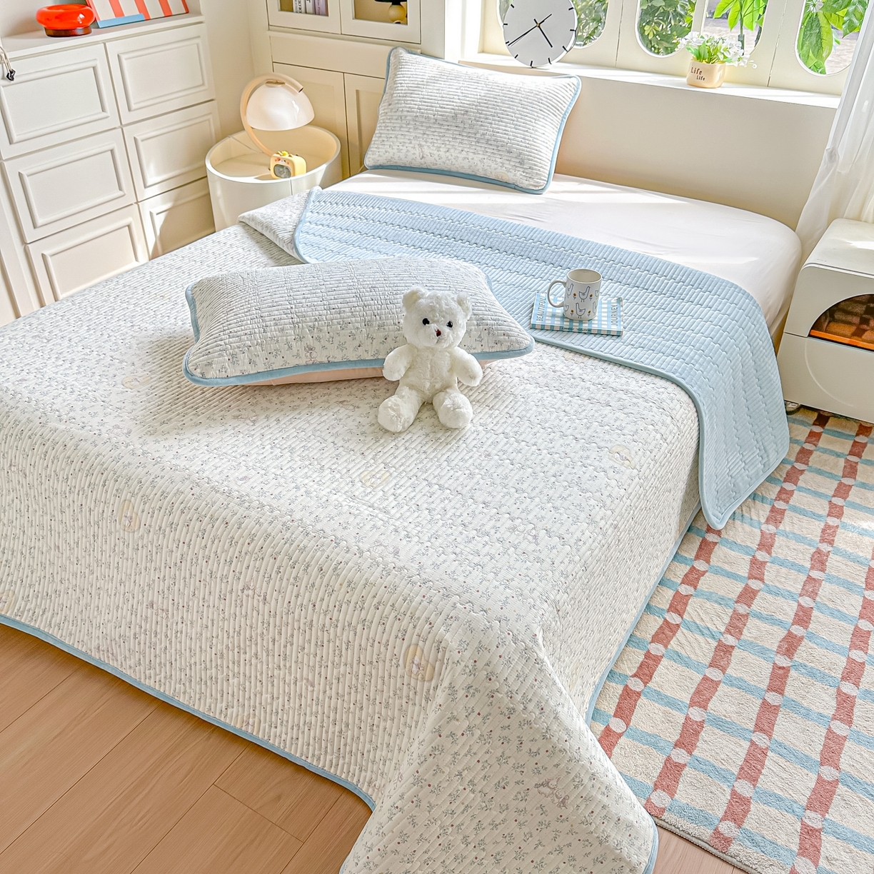 91家纺网 家纺一手货源 找家纺 橘夏家纺 2025新款A全棉B宝宝绒版双面多功能夹棉加厚床盖炕盖三件套学生婴儿床垫盖毯褥子四季通用（含买家秀） 蓝心兔