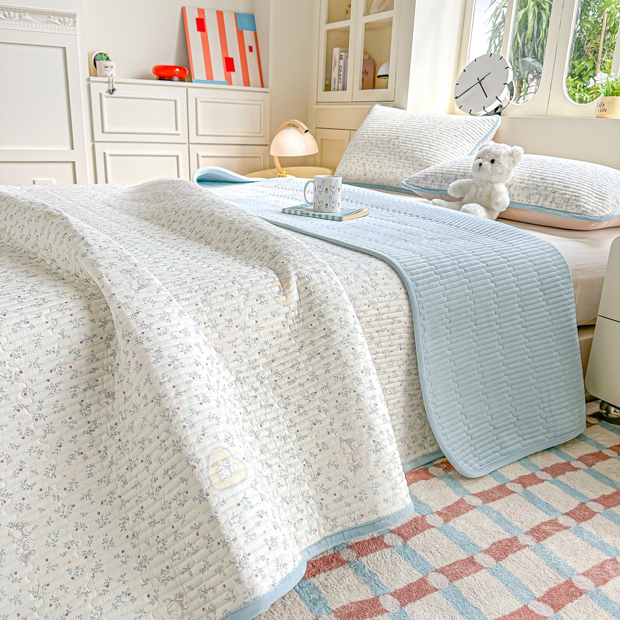 91家纺网 家纺一手货源 找家纺 橘夏家纺 2025新款A全棉B宝宝绒版双面多功能夹棉加厚床盖炕盖三件套学生婴儿床垫盖毯褥子四季通用（含买家秀） 蓝心兔