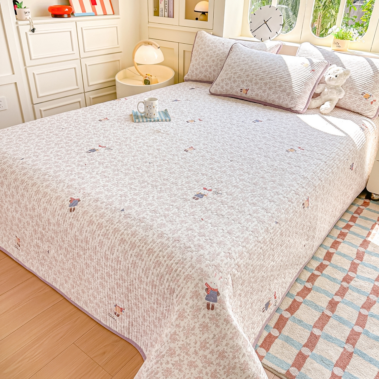 91家纺网 家纺一手货源 找家纺 橘夏家纺 2025新款A全棉B宝宝绒版双面多功能夹棉加厚床盖炕盖三件套学生婴儿床垫盖毯褥子四季通用（含买家秀） 妮可兔