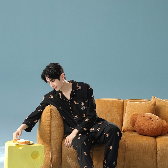 91家纺网 家纺一手货源 找家纺 （总）妍景家居生活馆 2025新款亲肤舒适新疆棉 满印泰迪狗套装