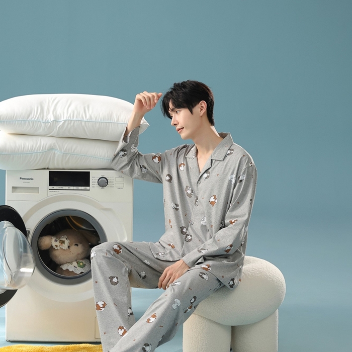 91家纺网 家纺一手货源 找家纺 （总）妍景家居生活馆 2025新款亲肤舒适新疆棉 情侣款彩色哈哈狗套装