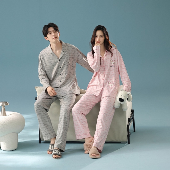 91家纺网 家纺一手货源 找家纺 （总）妍景家居生活馆 2025新款亲肤舒适新疆棉 情侣款满印狗狗套装