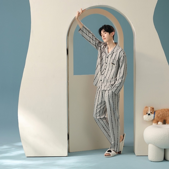 91家纺网 家纺一手货源 找家纺 （总）妍景家居生活馆 2025新款亲肤舒适新疆棉 竖条小黑狗套装