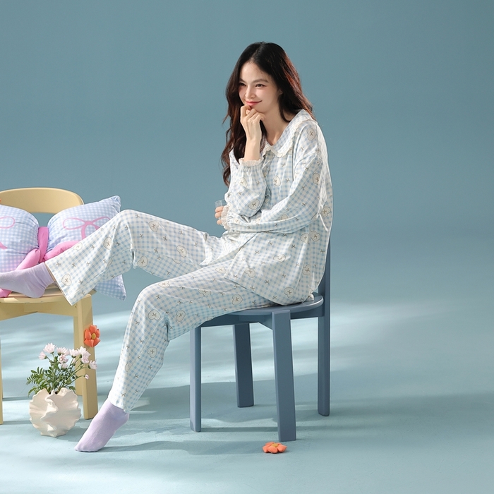 91家纺网 家纺一手货源 找家纺 （总）妍景家居生活馆 2025新款亲肤舒适新疆棉 娃娃领蝴蝶结格子蓝套装