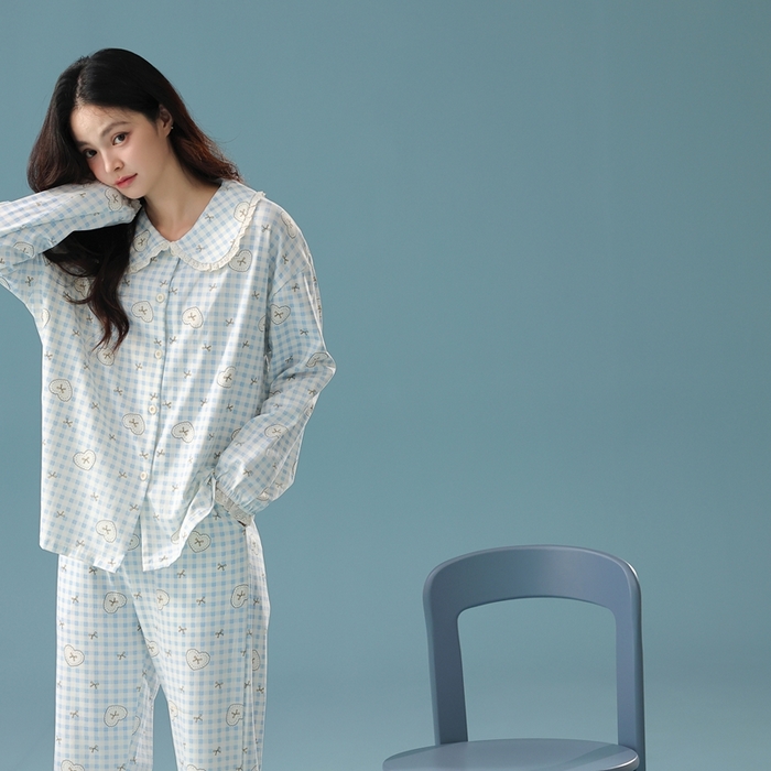 91家纺网 家纺一手货源 找家纺 （总）妍景家居生活馆 2025新款亲肤舒适新疆棉 娃娃领蝴蝶结格子蓝套装