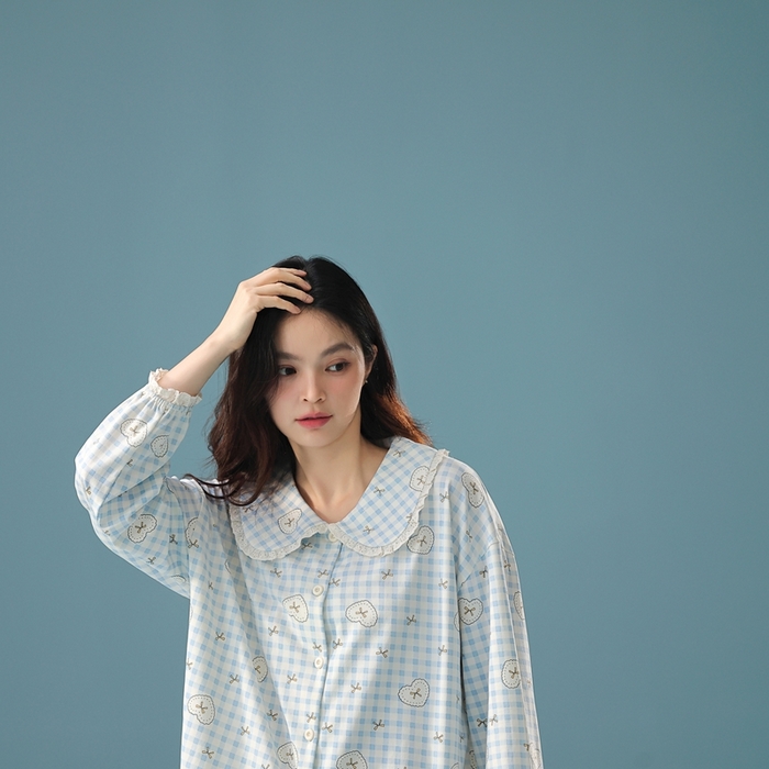 91家纺网 家纺一手货源 找家纺 （总）妍景家居生活馆 2025新款亲肤舒适新疆棉 娃娃领蝴蝶结格子蓝套装