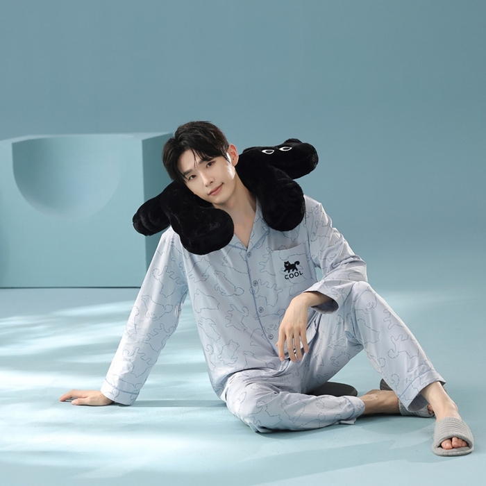 91家纺网 家纺一手货源 找家纺 （总）妍景家居生活馆 2025新款亲肤舒适新疆棉 线条狗狗套装蓝