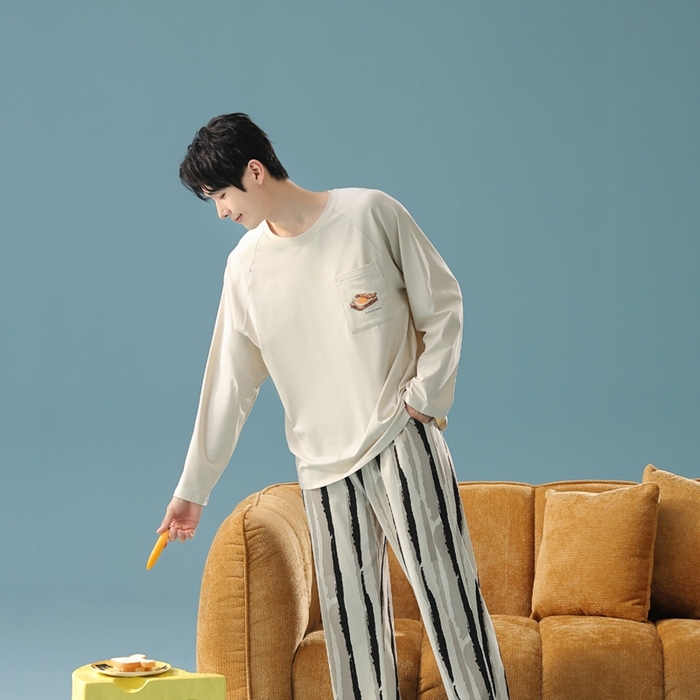 91家纺网 家纺一手货源 找家纺 （总）妍景家居生活馆 2025新款亲肤舒适新疆棉-条纹圆领早餐套装