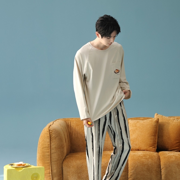 91家纺网 家纺一手货源 找家纺 （总）妍景家居生活馆 2025新款亲肤舒适新疆棉-条纹圆领早餐套装