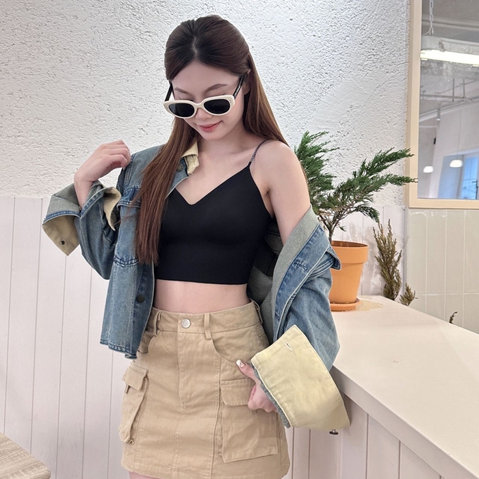 91家纺网 家纺一手货源 找家纺 妍景家居生活馆 2025新款亲肤舒适钻石肩带美背 静谧黑