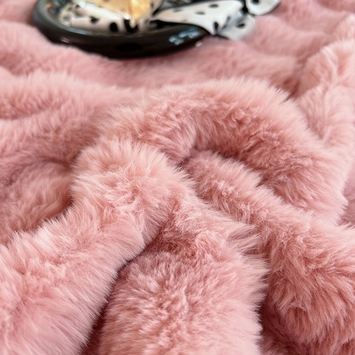 91家纺网 家纺一手货源 找家纺 梦舒羽 2025新款兔毛绒水晶绒床垫保护套牛奶绒床垫套单品床笠单件床笠 兔毛绒泡泡-云梦粉